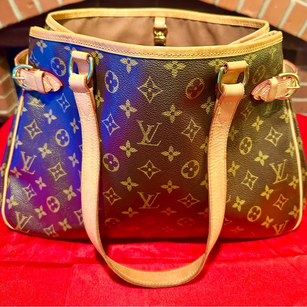 WOW POSHMARK - ONE OWNER = ME - Authentic Louis Vuitton Batignolles GM YEAH!!!